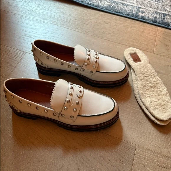 Gucci Cream Studded Men's Loafers - Picture 2 of 7